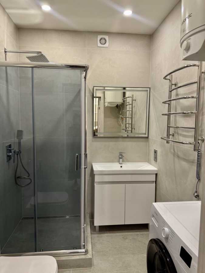 Оренда 1-кімнатної квартири 39 м², Метрологічна вул., 107