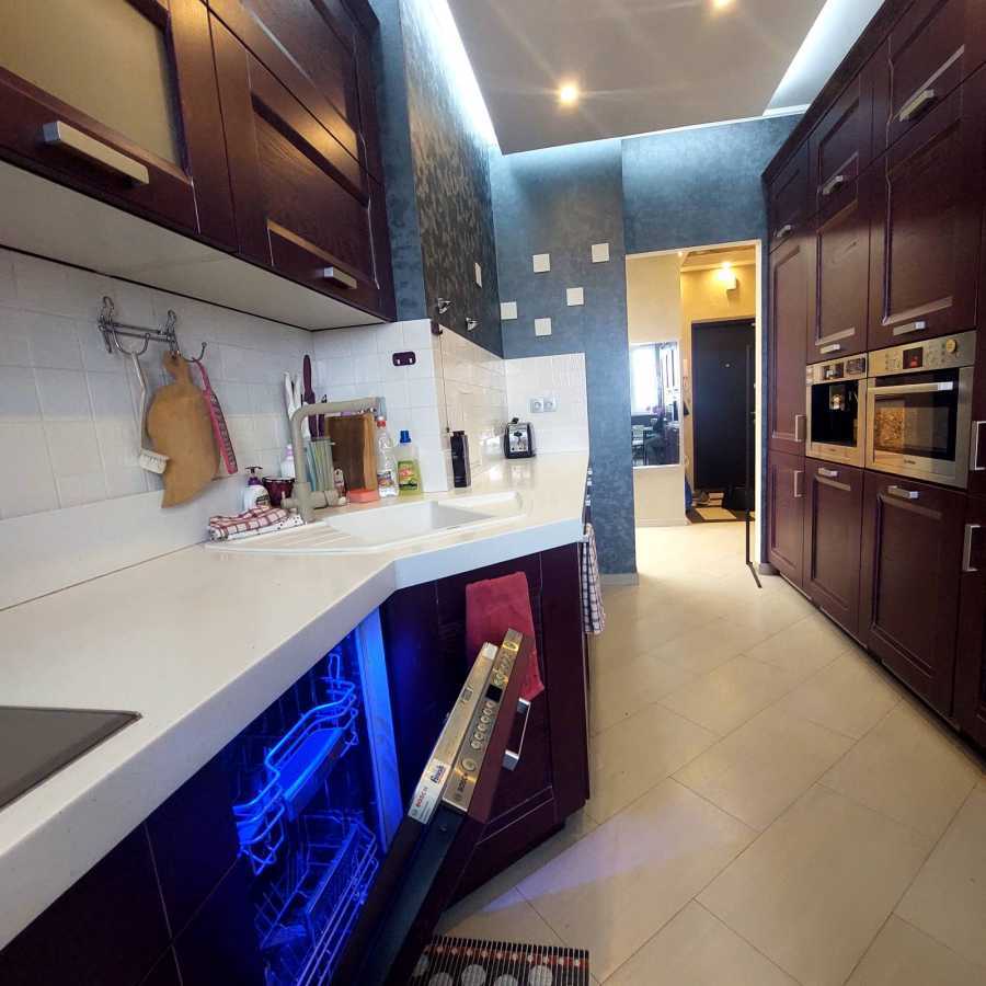 Аренда 3-комнатной квартиры 90 м², Баумана, 25