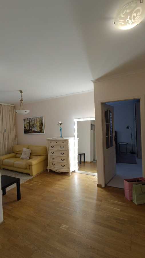Аренда 3-комнатной квартиры 60 м², Евгения Коновальца ул., 15 К3