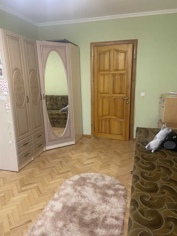 Оренда 2-кімнатної квартири 48 м², Миколи Матеюка вул., 5