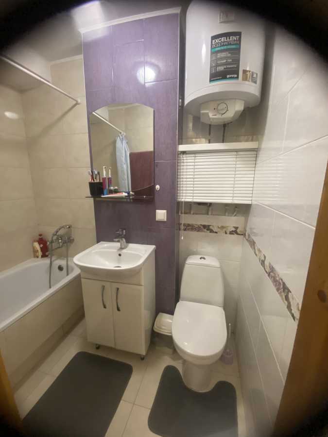 Оренда 2-кімнатної квартири 48 м², Миколи Матеюка вул., 5
