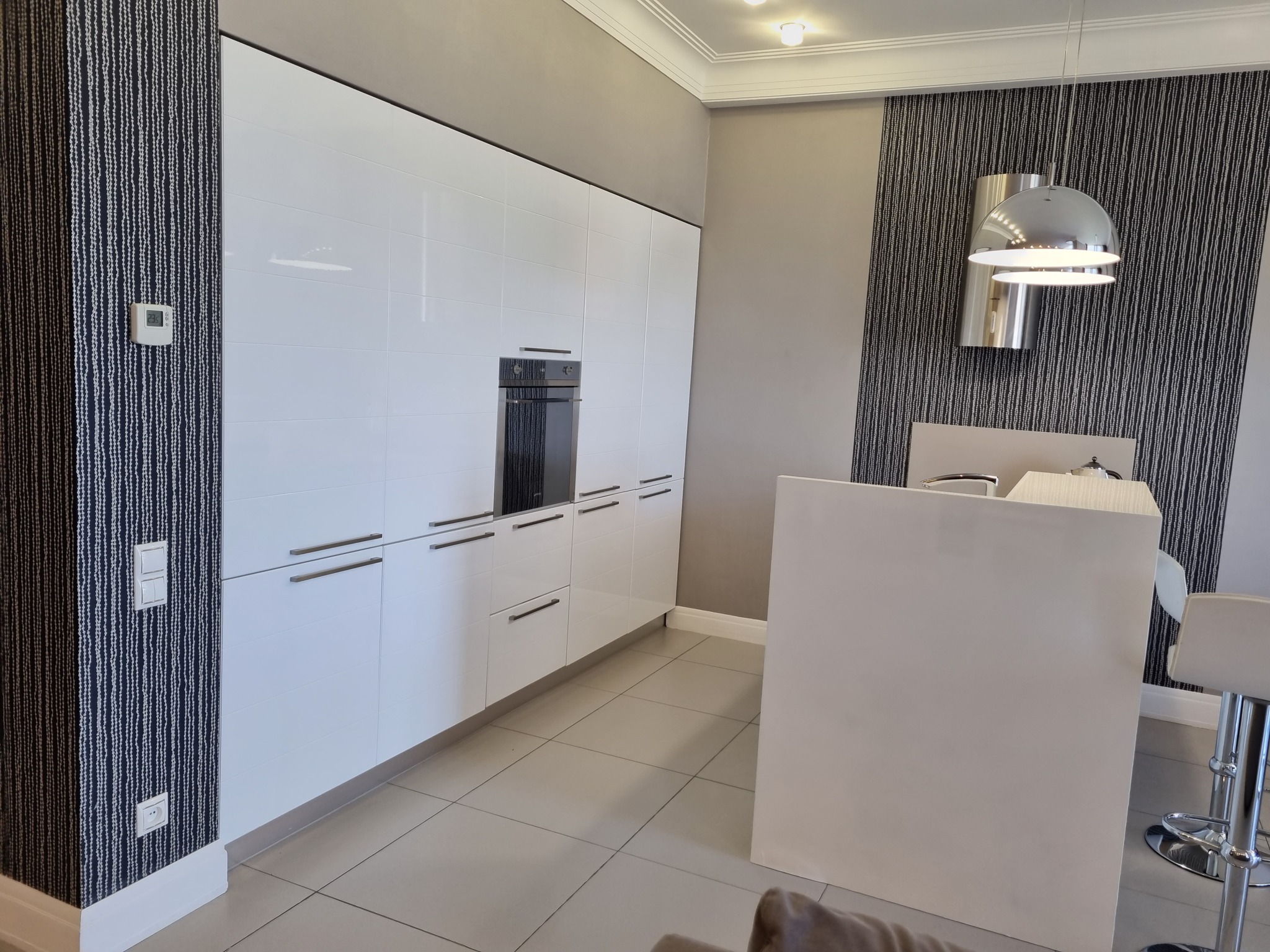 Оренда 2-кімнатної квартири 82 м², Гната Хоткевича вул., 10