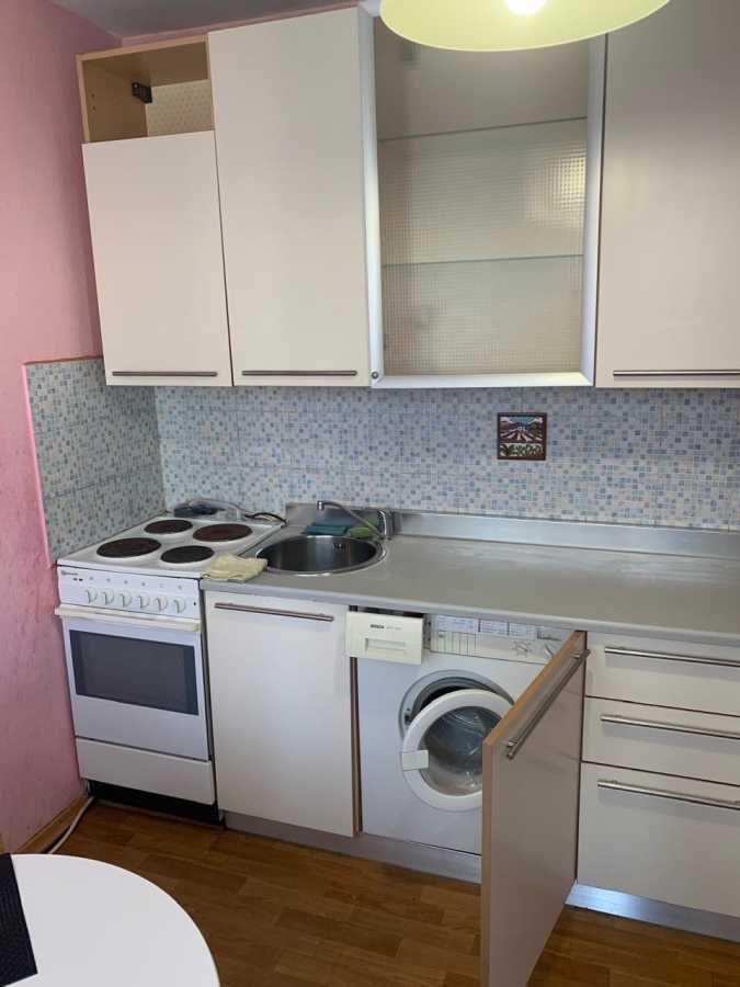 Аренда 1-комнатной квартиры 33 м², Патриарха Мстислава Скрипника ул., 9
