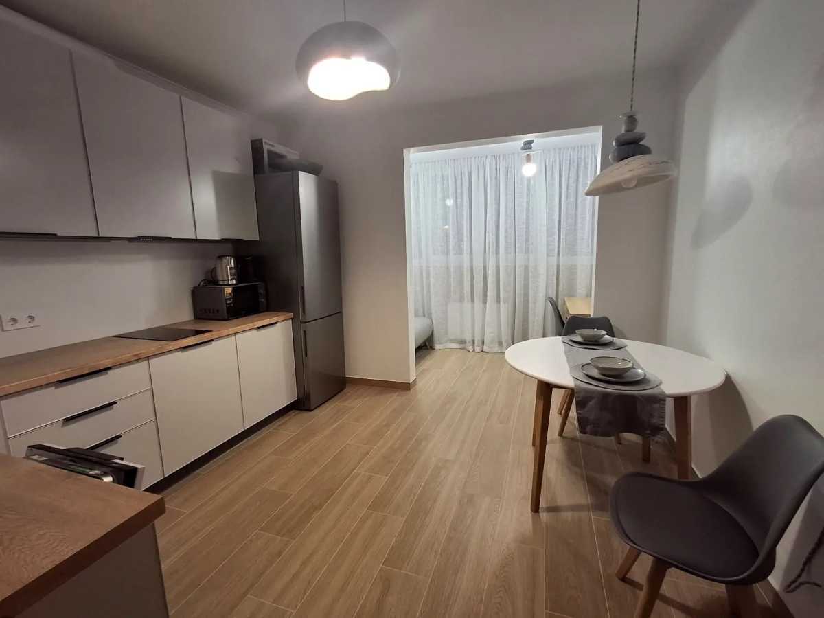Аренда 1-комнатной квартиры 50 м², Коноплянская ул., 22Б