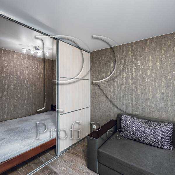 Продажа 1-комнатной квартиры 42 м², Депутатская ул., 6