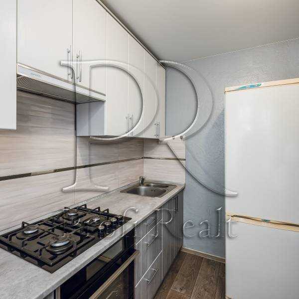 Продажа 1-комнатной квартиры 42 м², Депутатская ул., 6