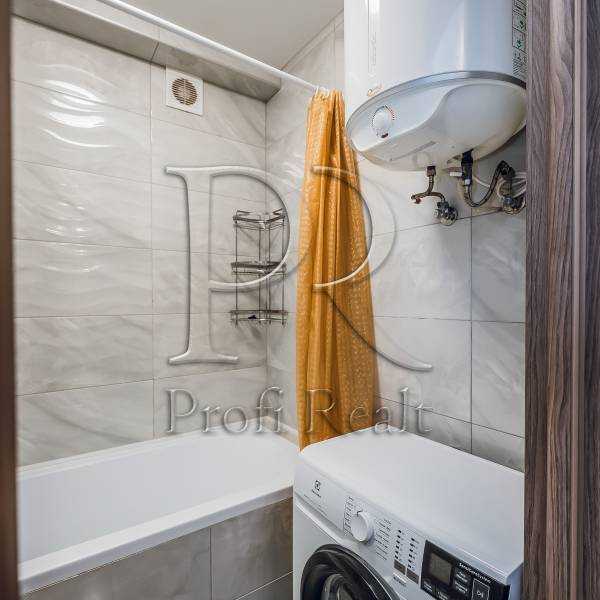 Продажа 1-комнатной квартиры 42 м², Депутатская ул., 6