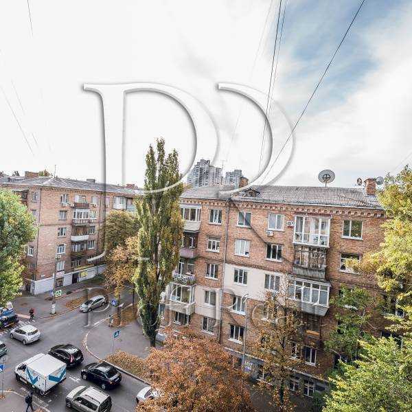 Продажа 1-комнатной квартиры 42 м², Депутатская ул., 6