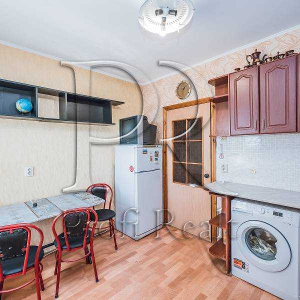 Продажа 1-комнатной квартиры 43 м², Озерный пер., 55В