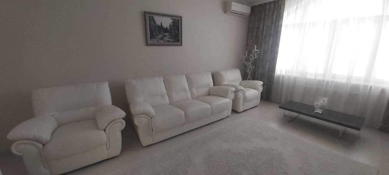 Оренда 4-кімнатної квартири 120 м², Золотоустівська вул., 52