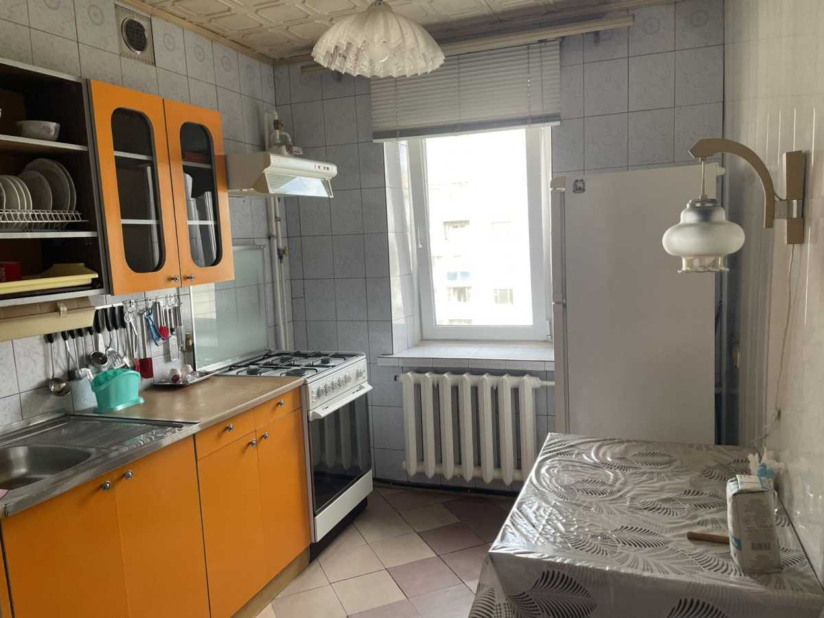 Аренда 3-комнатной квартиры 70 м², Василия Макухи ул., 6