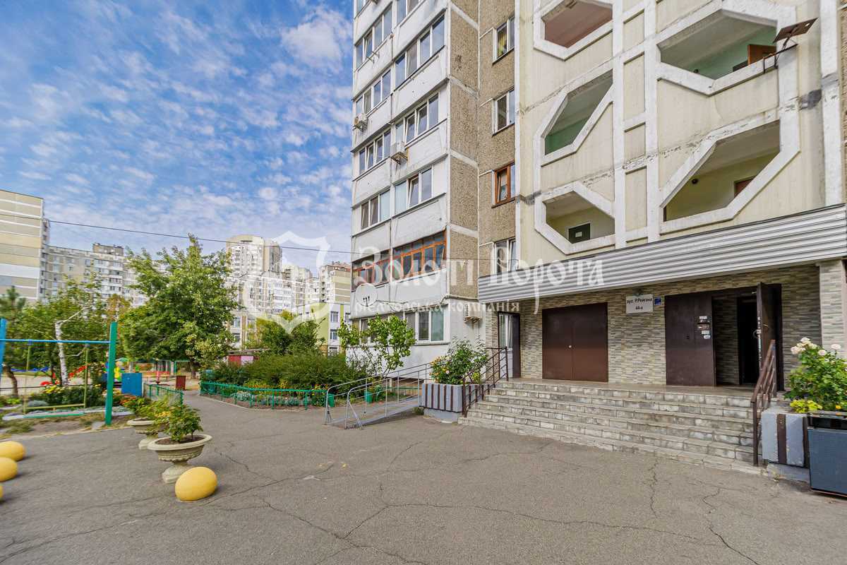 Продаж 3-кімнатної квартири 69 м², Теодора Драйзера вул., 44А