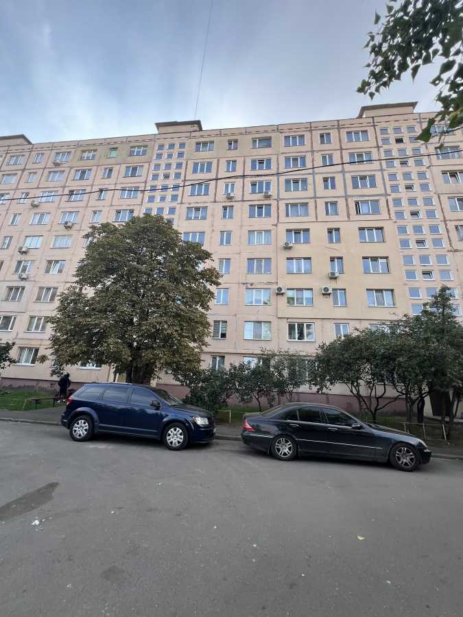 Продажа 2-комнатной квартиры 44 м², Героев Сталинграда просп., 9