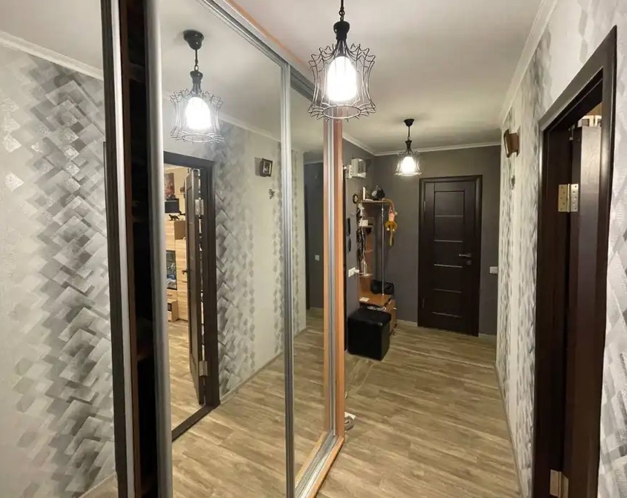 Продаж 2-кімнатної квартири 51 м², Миру просп., 21
