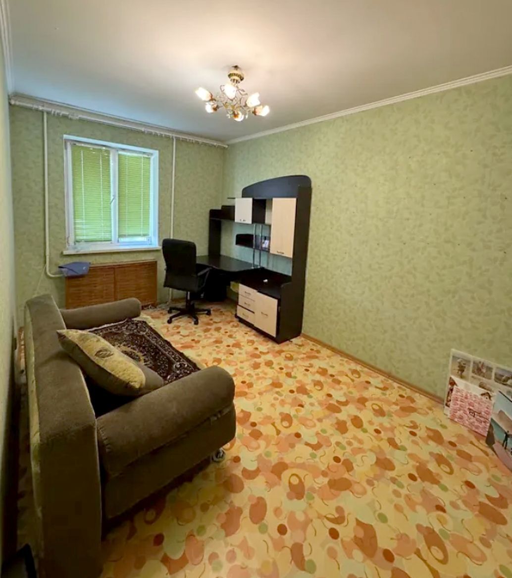 Продаж 3-кімнатної квартири 72 м², Миру просп., 2А