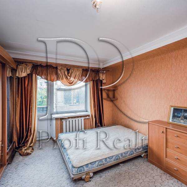 Продажа 1-комнатной квартиры 31 м², Голосеевский просп., 17