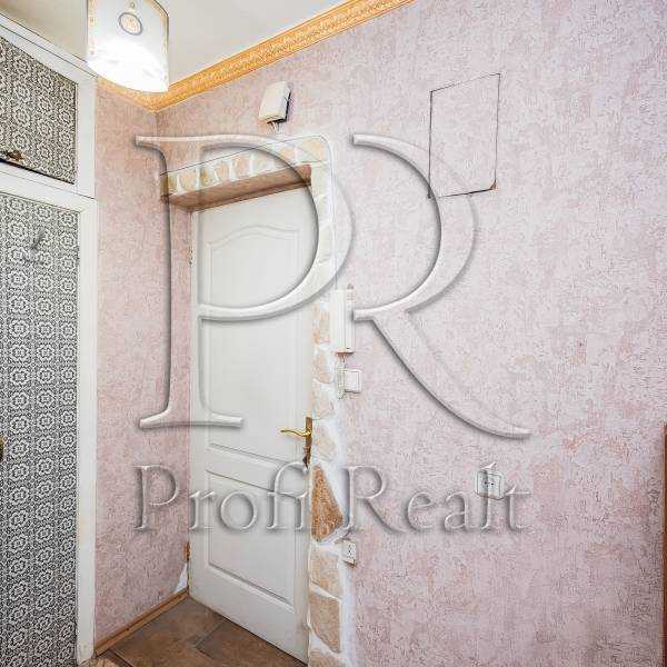 Продажа 1-комнатной квартиры 31 м², Голосеевский просп., 17