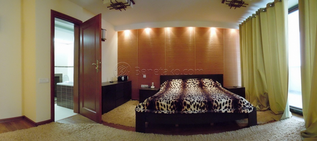 Продаж 2-кімнатної квартири 91 м², Літературна вул., 12