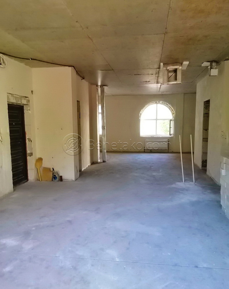 Продаж 3-кімнатної квартири 87 м², Елочная вул., 10