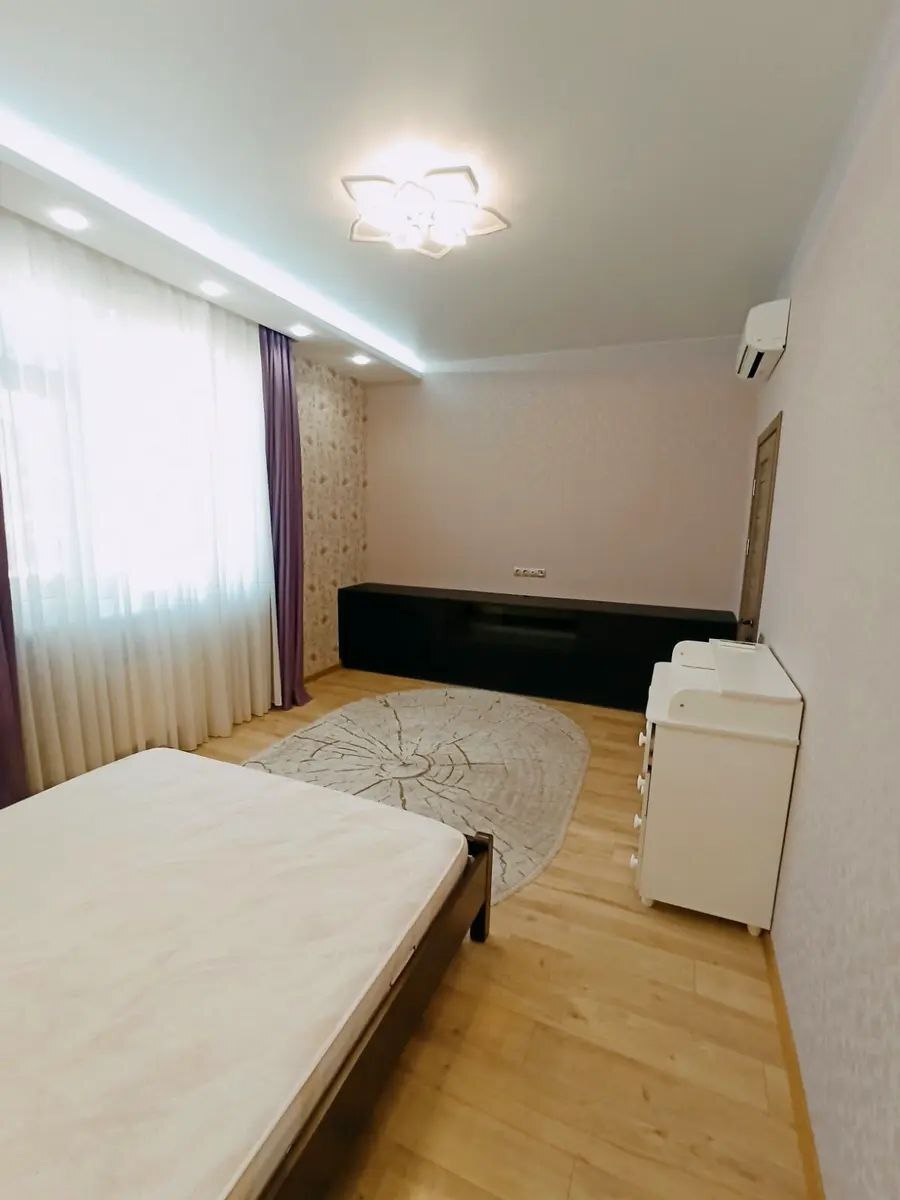 Аренда 2-комнатной квартиры 65 м², Архитекторская ул.