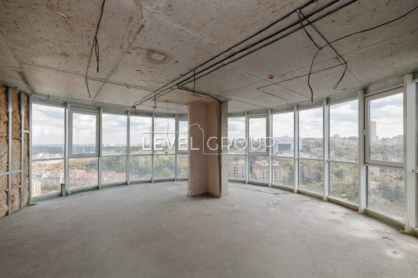 Продажа 4-комнатной квартиры 178 м², Глубочицкая ул., 73