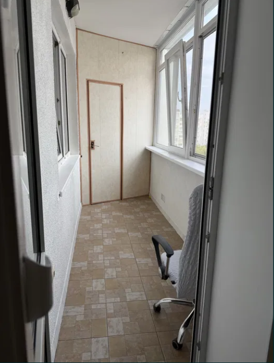 Продаж 1-кімнатної квартири 54 м², Дюковская вул.