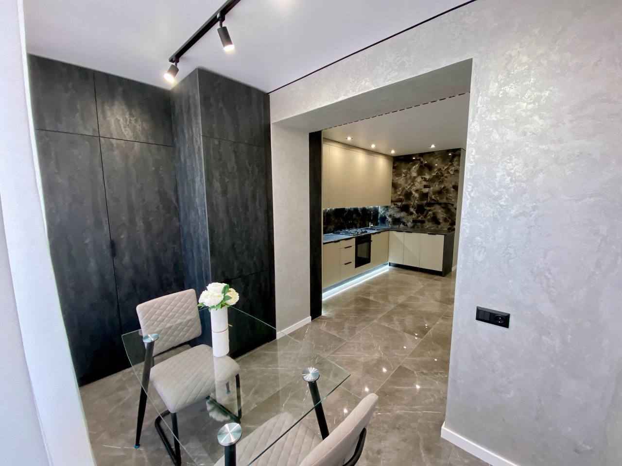 Продаж 1-кімнатної квартири 47 м², Вінницька вул.