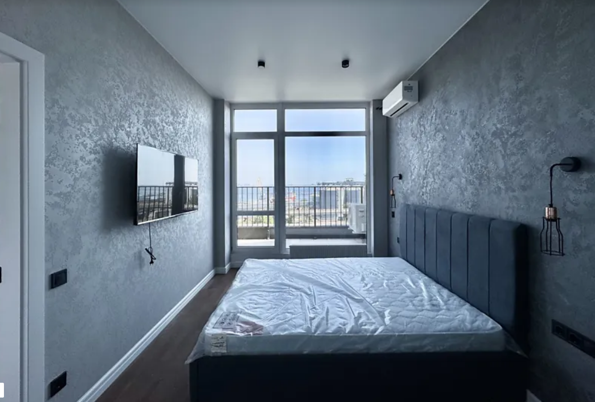 Продажа 2-комнатной квартиры 65 м², Софиевская ул.