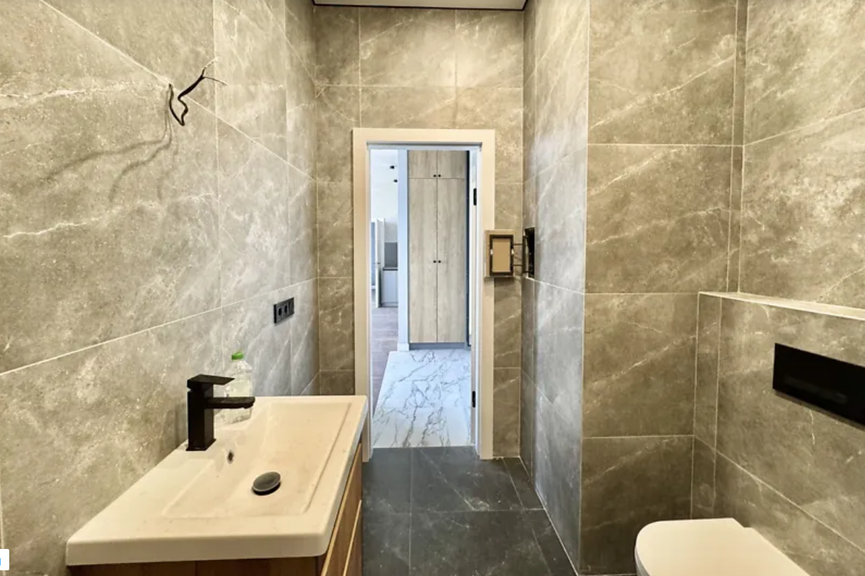 Продажа 2-комнатной квартиры 65 м², Софиевская ул.