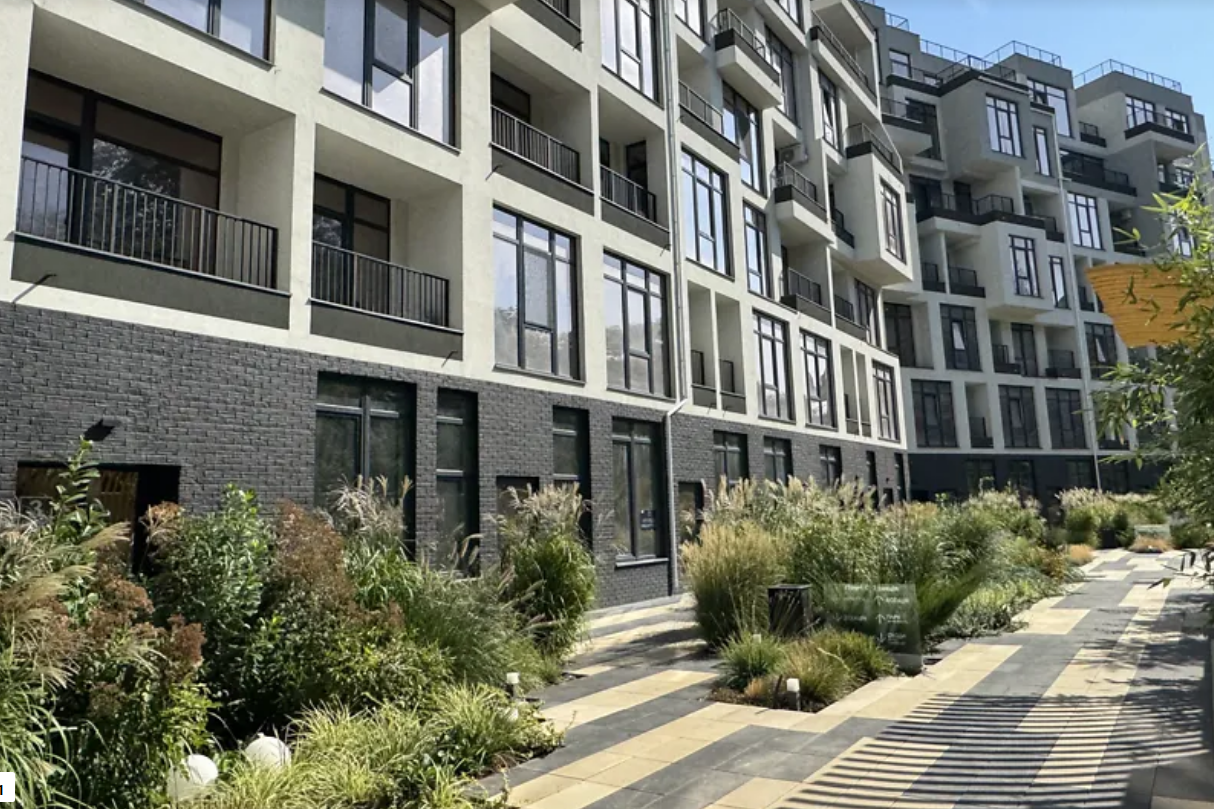 Продажа 2-комнатной квартиры 65 м², Софиевская ул.