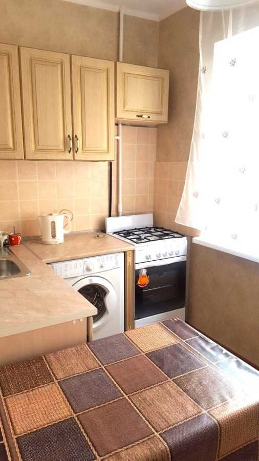 Оренда 1-кімнатної квартири 35 м², Петра Вершигори вул., 5