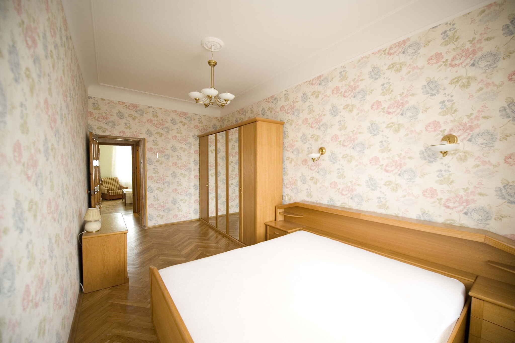 Аренда 3-комнатной квартиры 70 м², Госпитальный пер., 1А