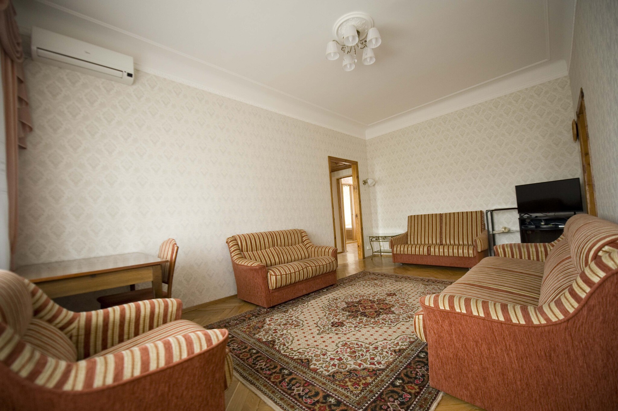 Аренда 3-комнатной квартиры 70 м², Госпитальный пер., 1А
