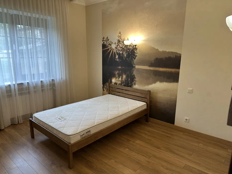 Оренда котеджу 155 м², Салютний пров.