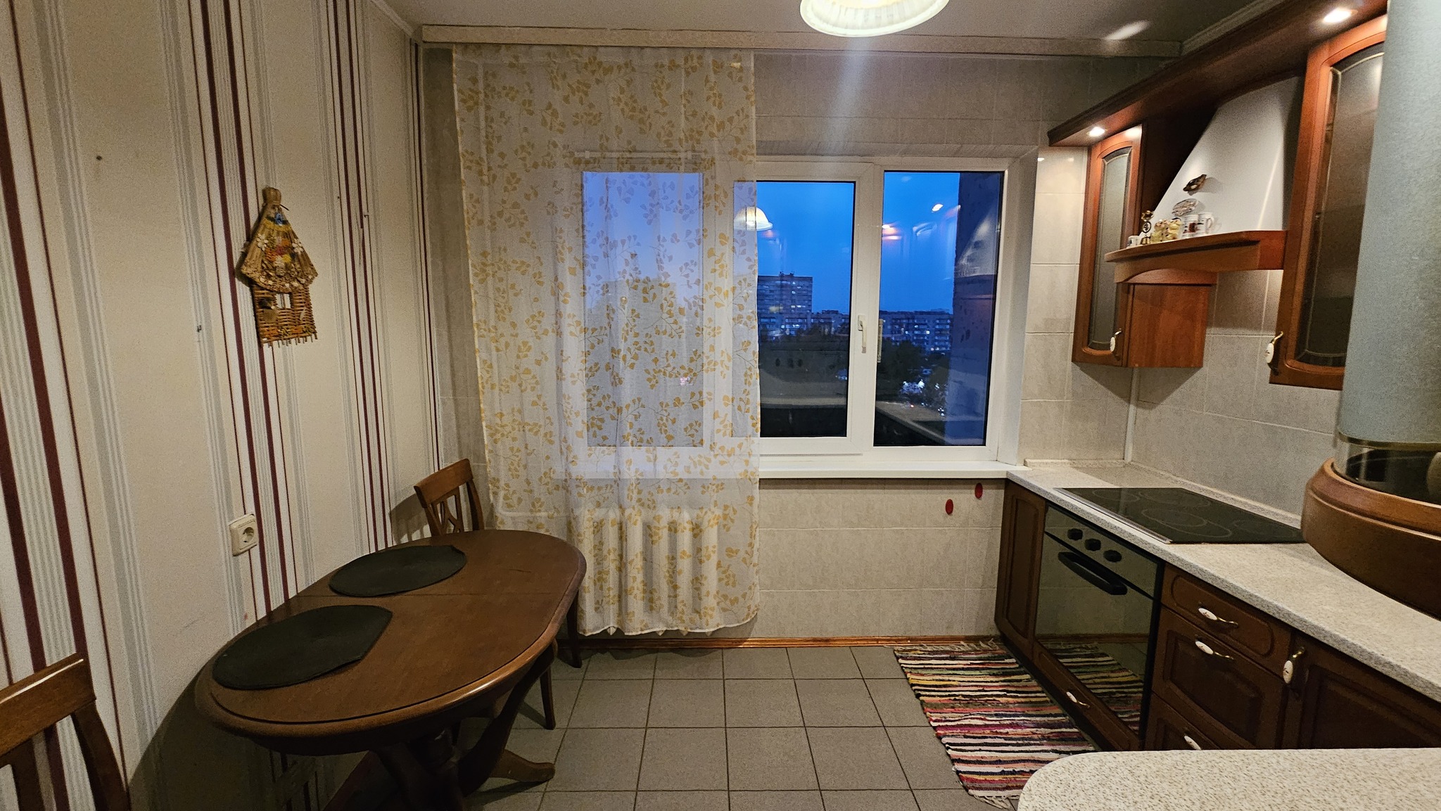Аренда 2-комнатной квартиры 70 м², Наталии Ужвий ул., 4