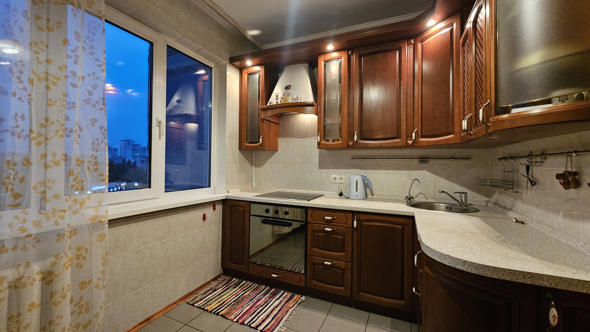 Аренда 2-комнатной квартиры 70 м², Наталии Ужвий ул., 4