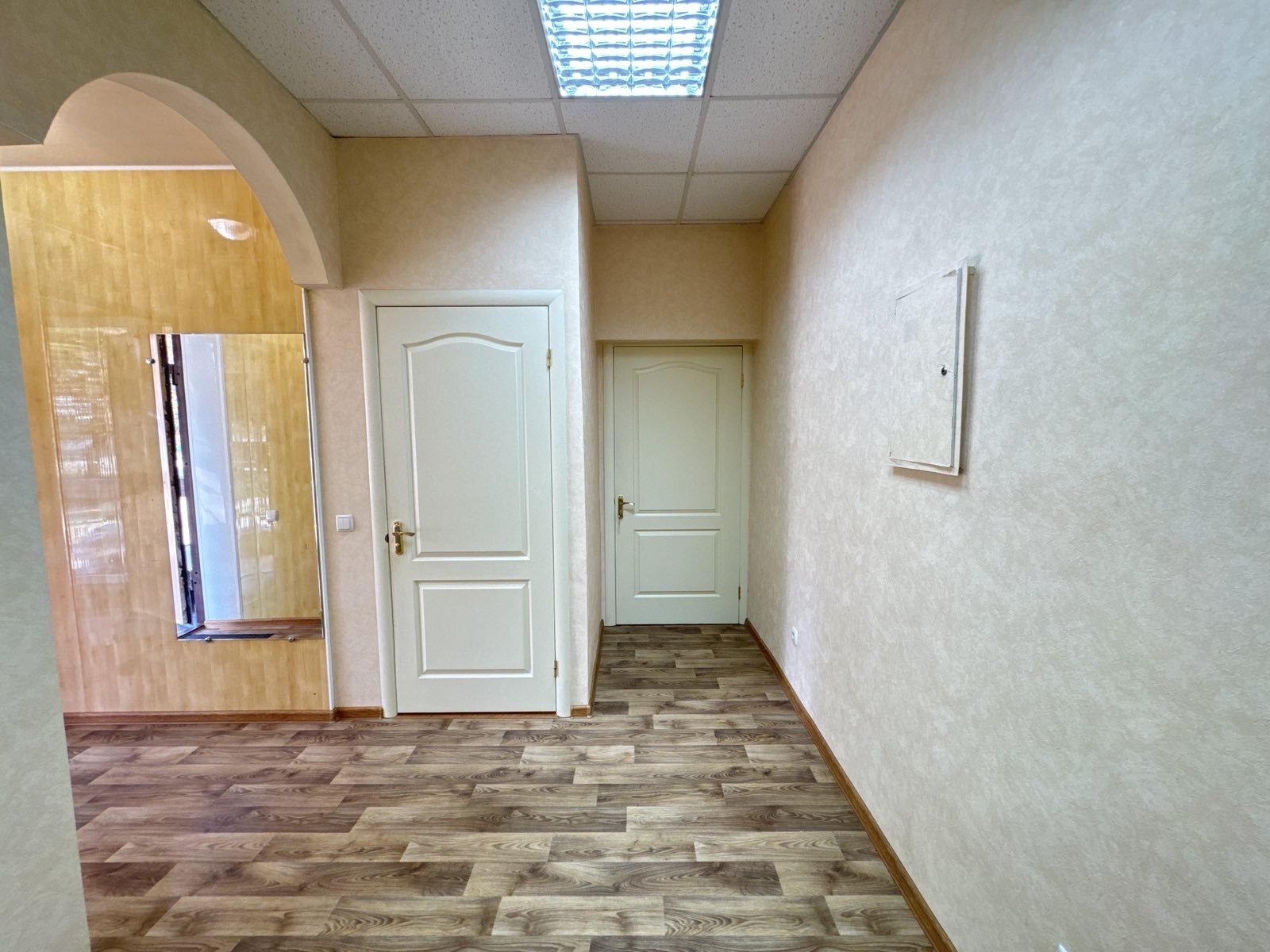 Продаж офісу 40 м², Жуковського вул.