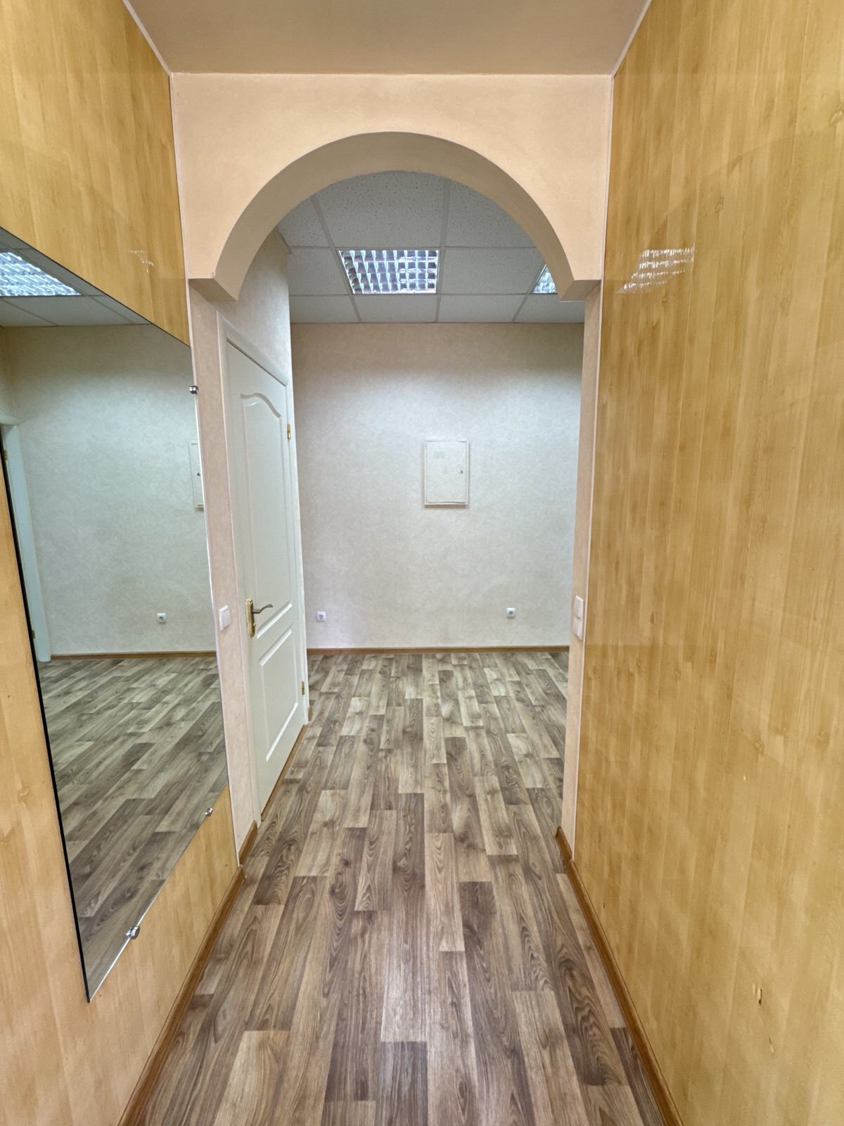 Продаж офісу 40 м², Жуковського вул.