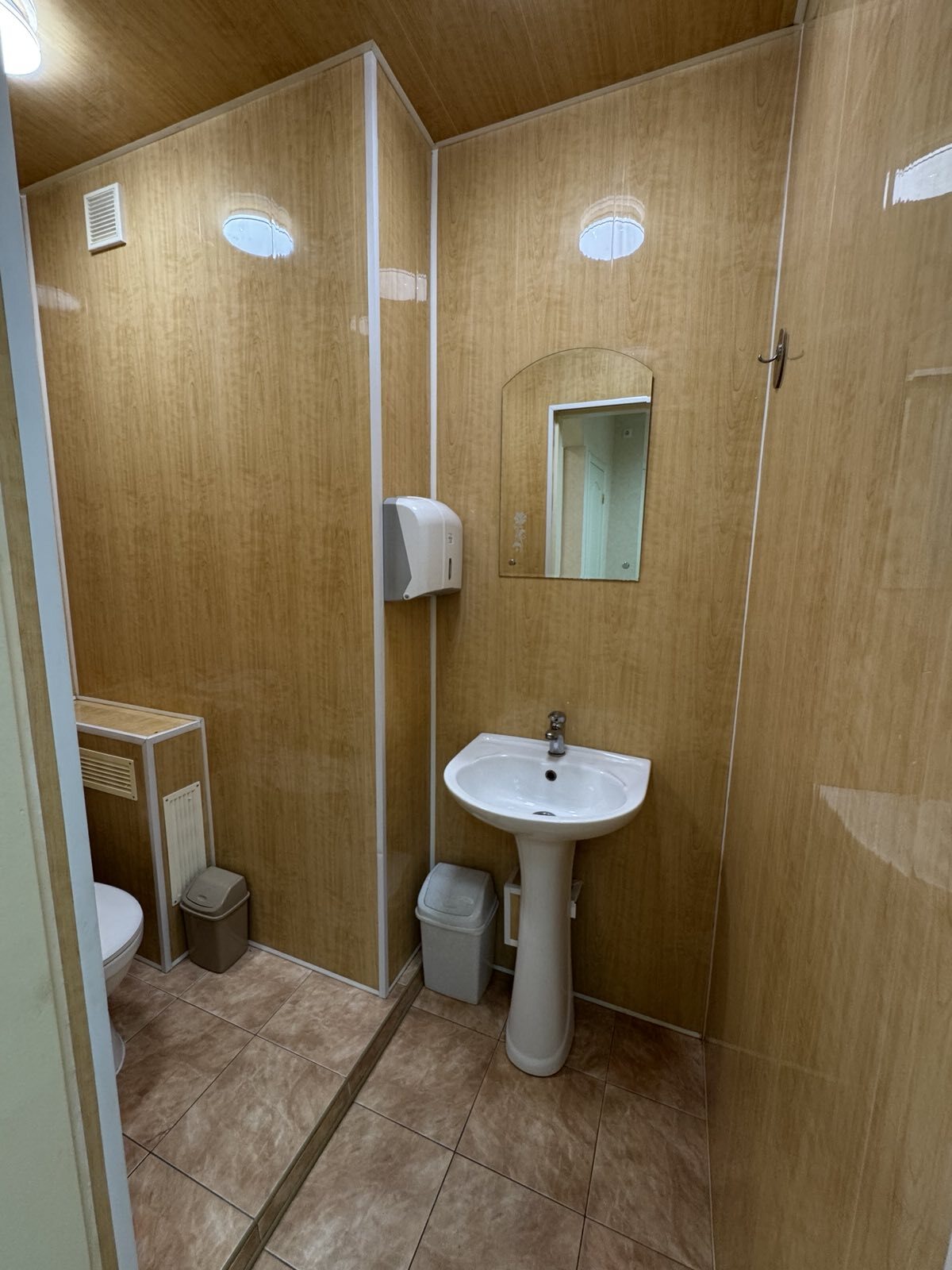 Продаж офісу 40 м², Жуковського вул.