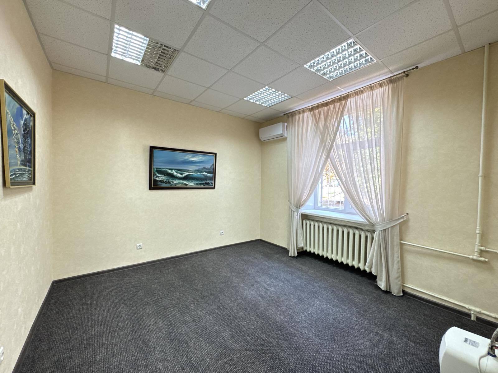 Продаж офісу 40 м², Жуковського вул.