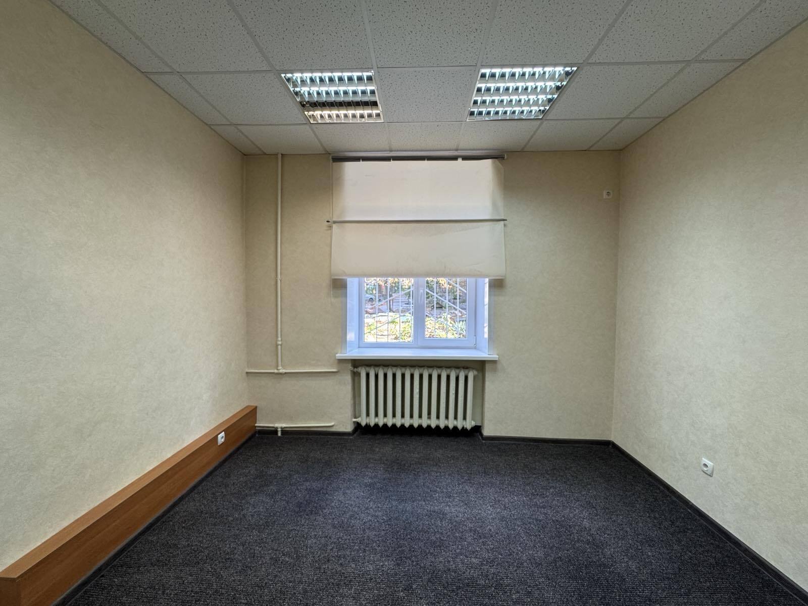 Продаж офісу 40 м², Жуковського вул.
