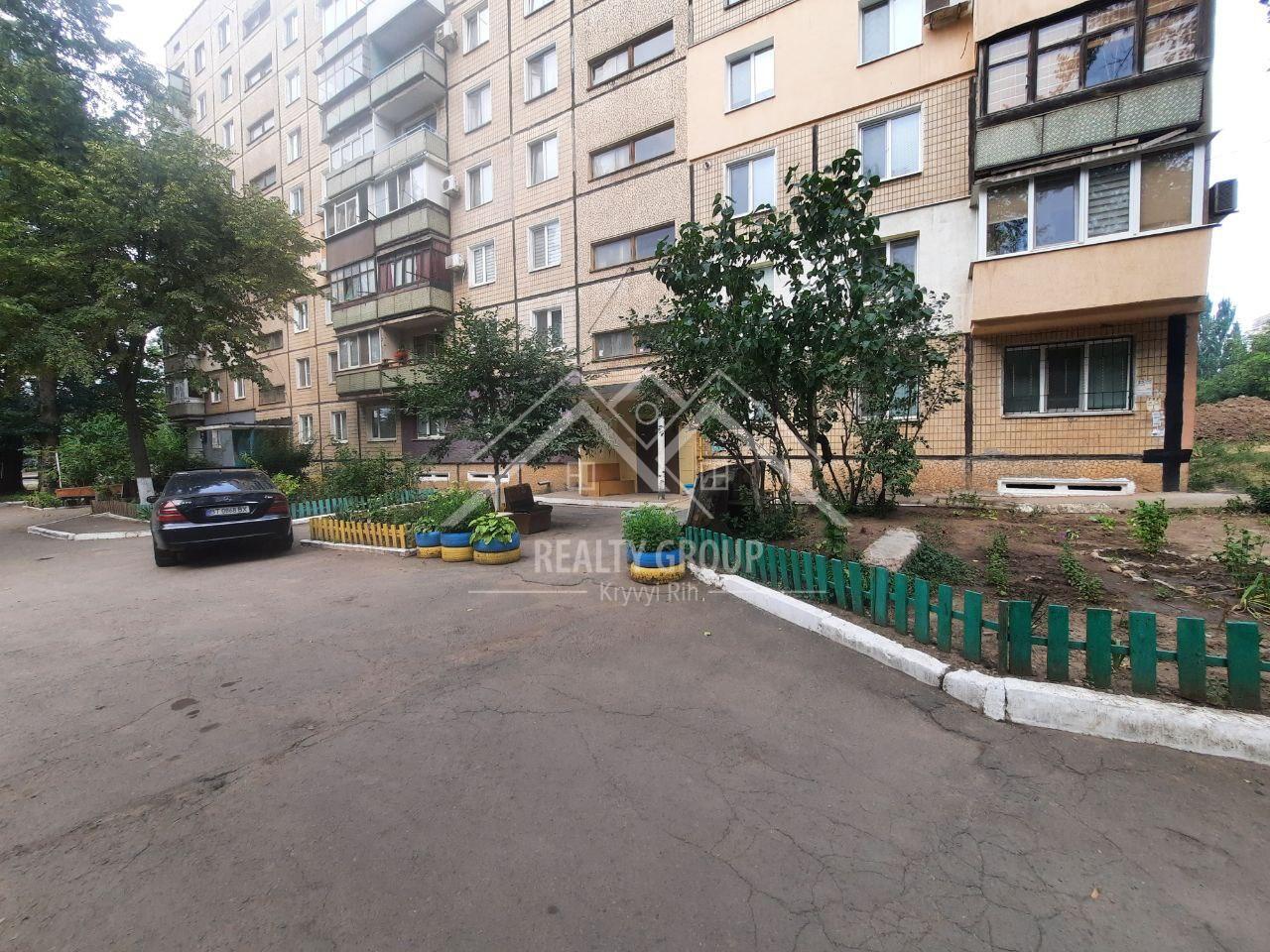 Продажа 3-комнатной квартиры 60 м², Содружества ул.