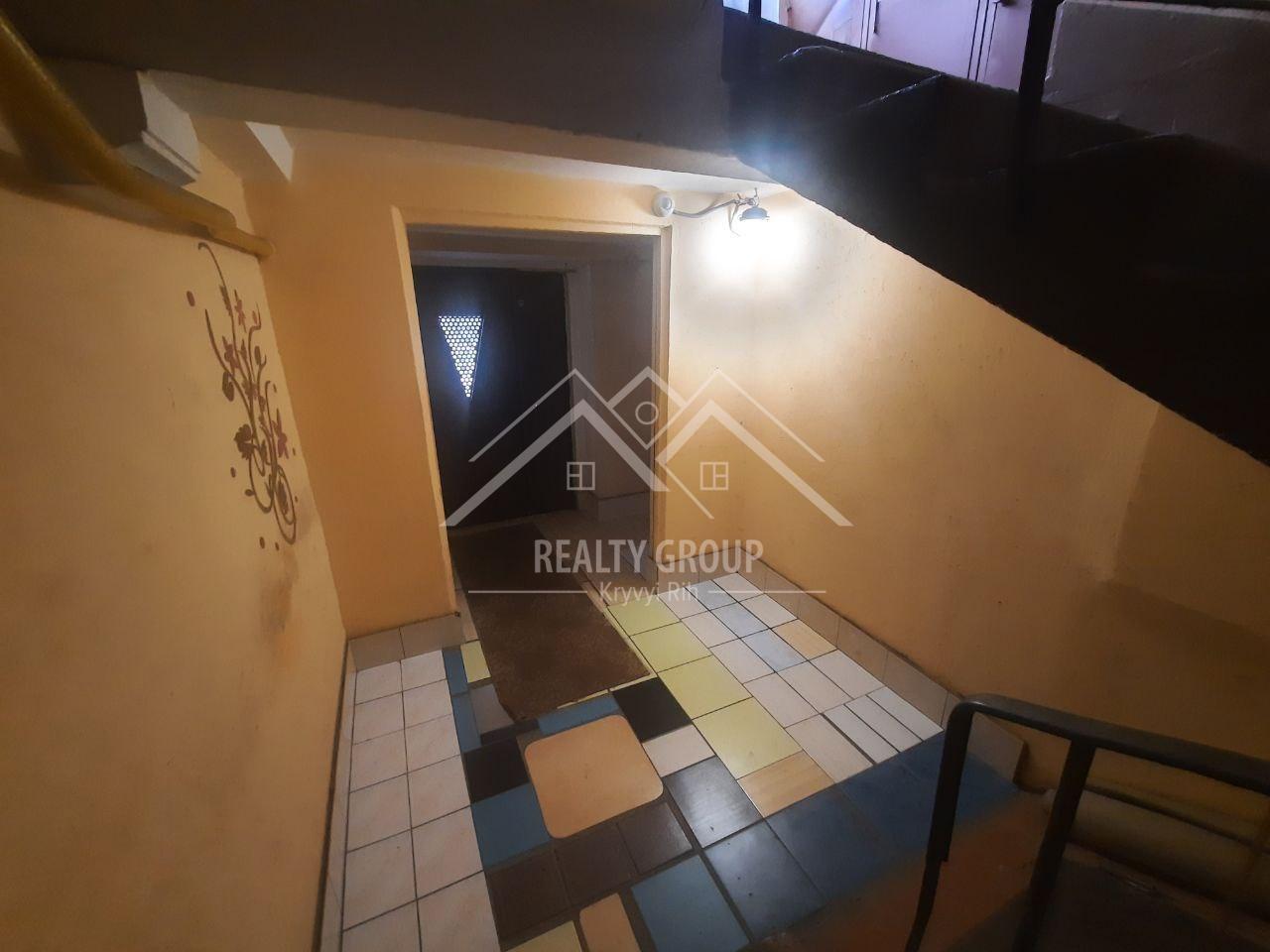 Продажа 3-комнатной квартиры 60 м², Содружества ул.
