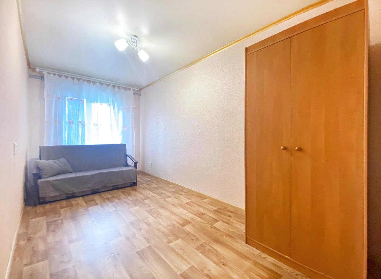 Продажа 3-комнатной квартиры 56 м², Гладкова ул.