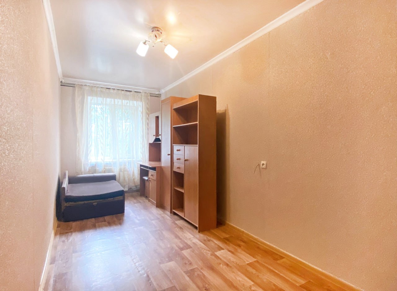 Продажа 3-комнатной квартиры 56 м², Гладкова ул.