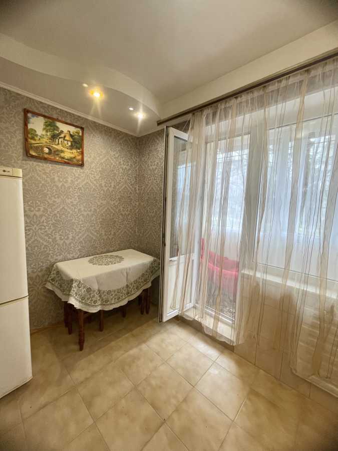 Оренда 1-кімнатної квартири 42 м², Петра Запорожця вул., 14/3