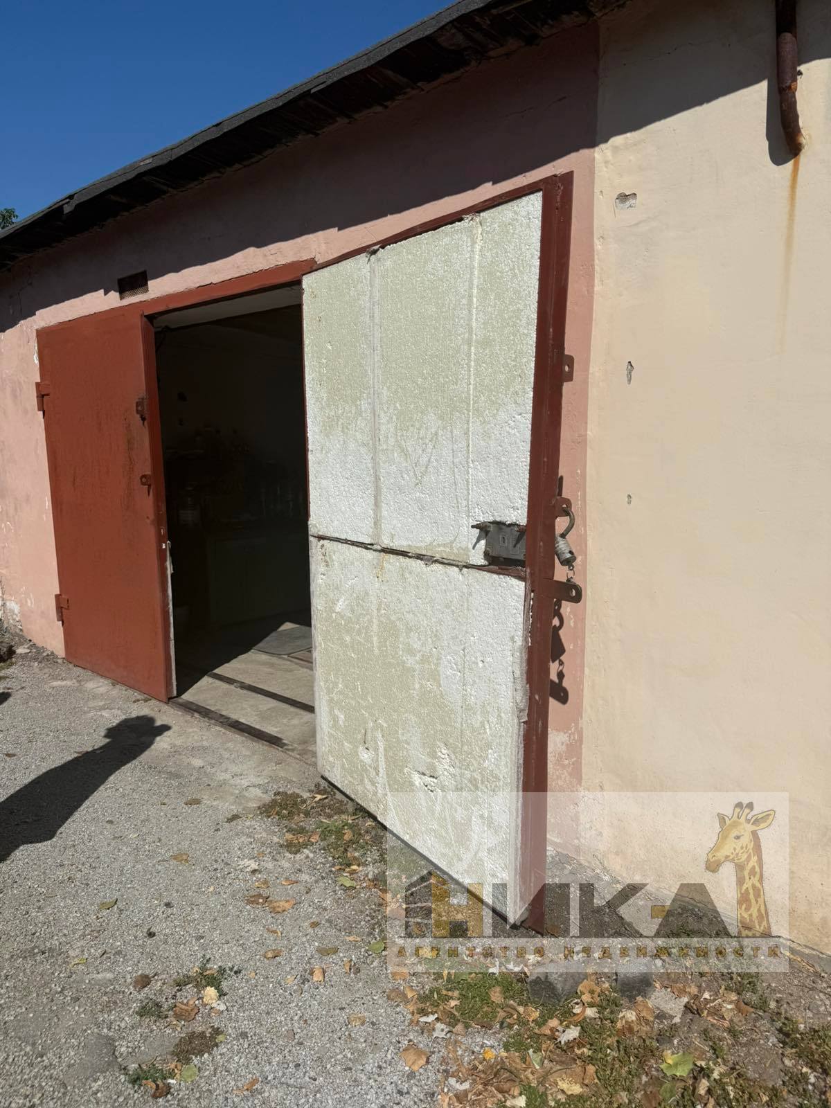 Продажа гаража 40 м², Военстрой ул.