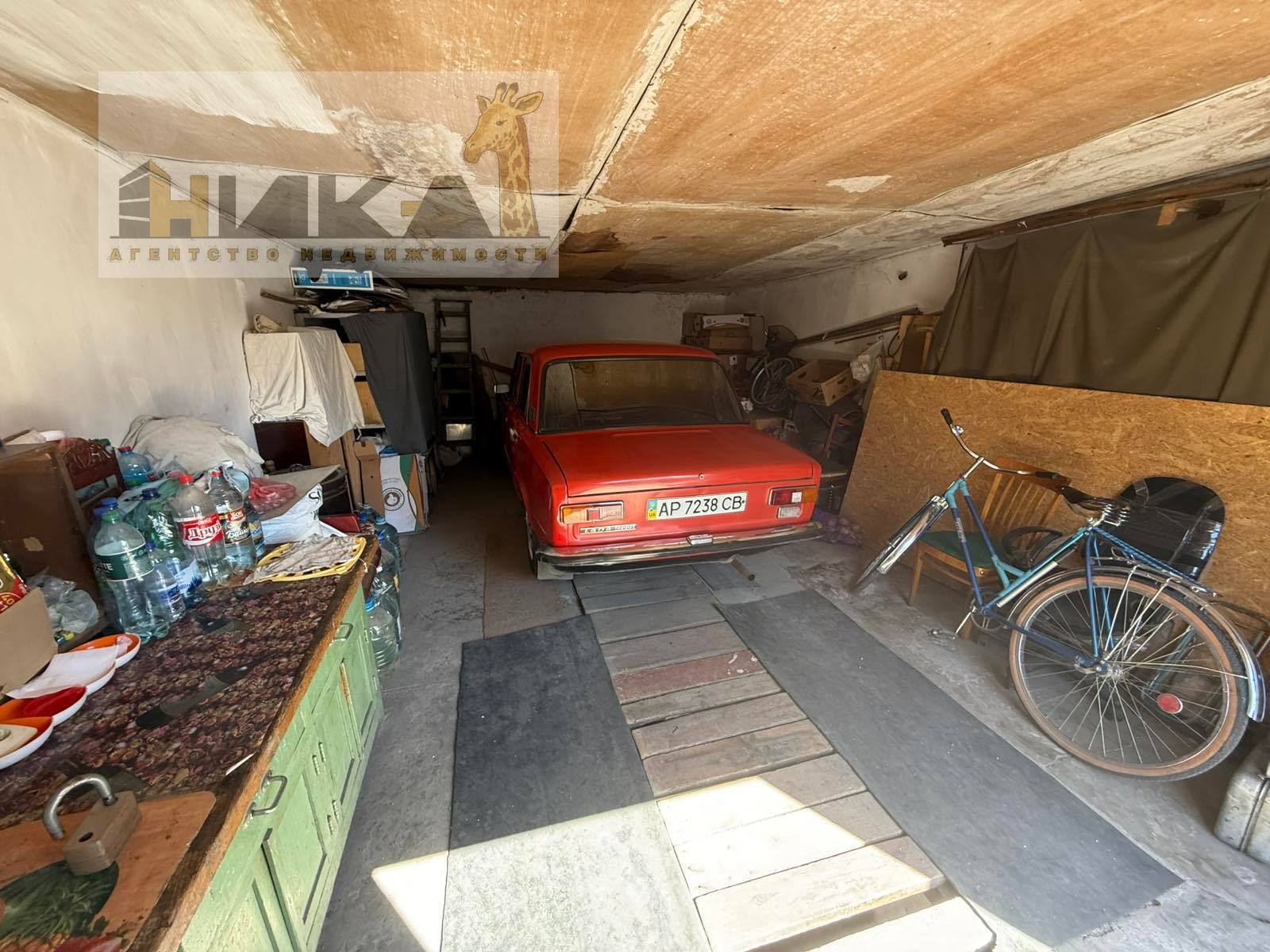 Продажа гаража 40 м², Военстрой ул.