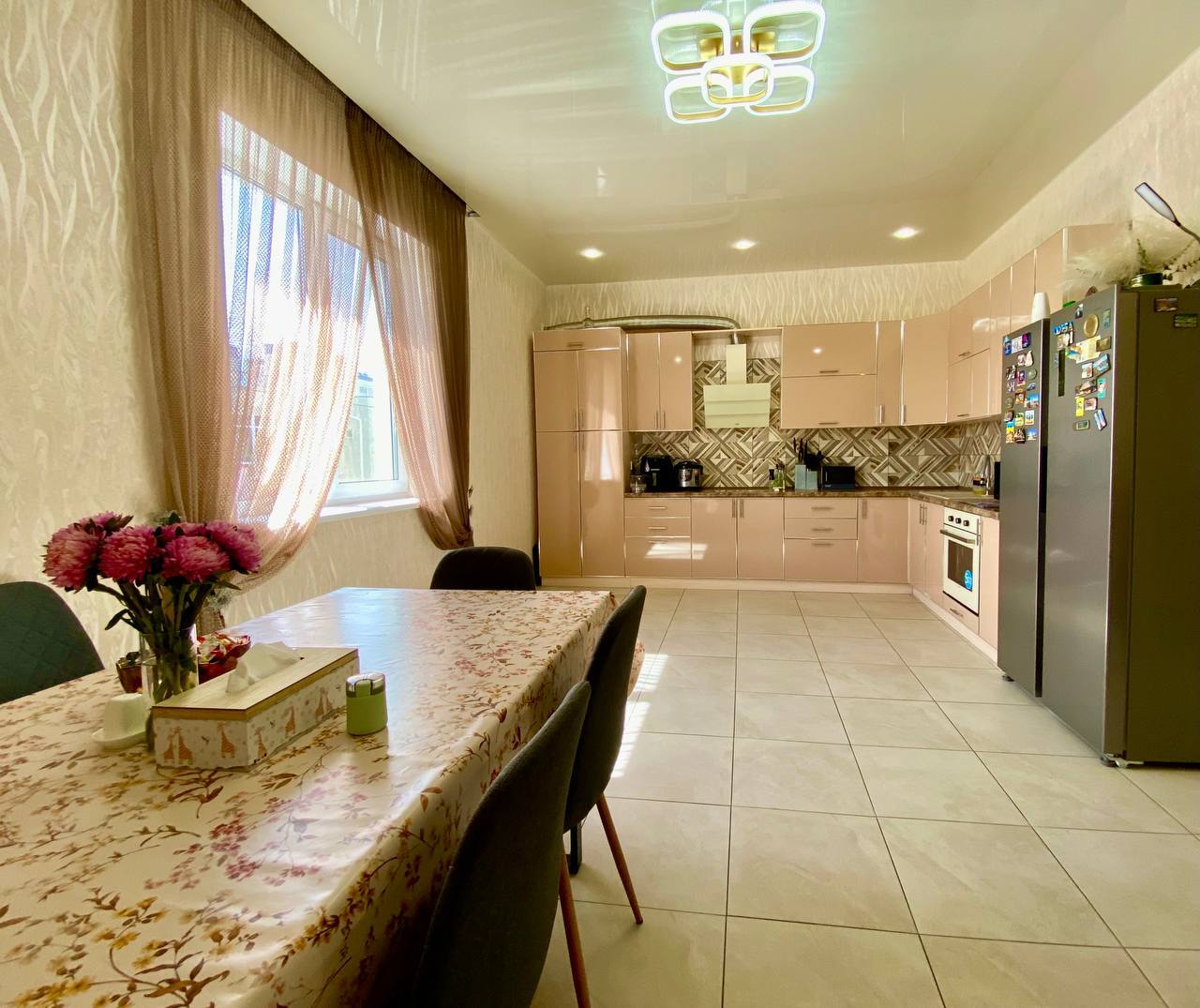 Продаж таунхауса 176 м², Таращанська вул.