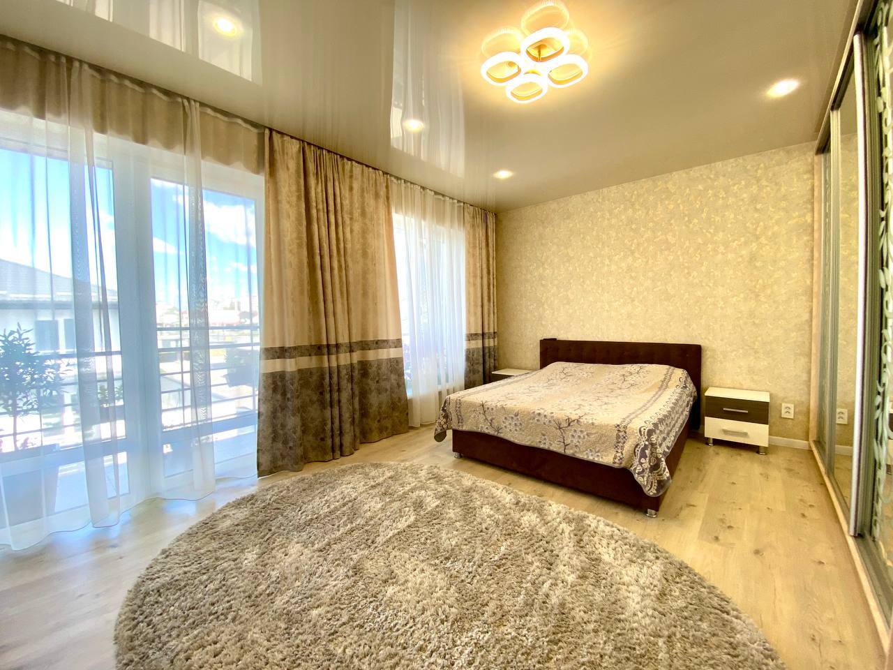 Продаж таунхауса 176 м², Таращанська вул.